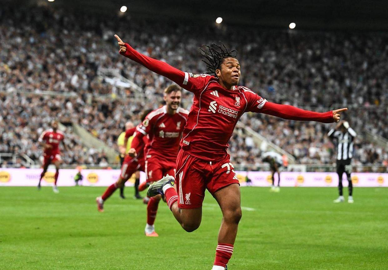 关于利物浦逆转纽卡斯尔联，英超积分榜形势再度改写的信息