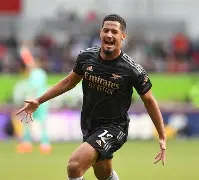 关于利物浦英超战胜布伦特福德萨拉赫点射命中的信息