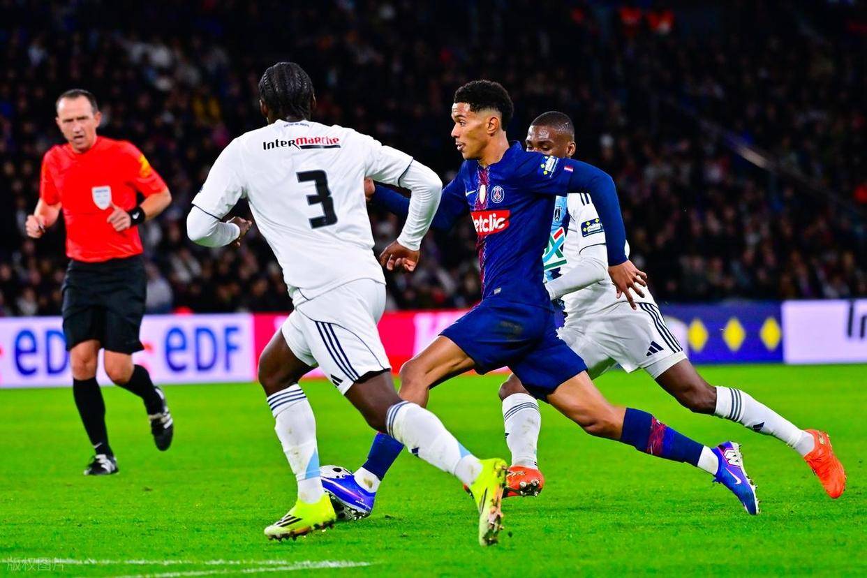 巴黎圣日耳曼法甲战胜里尔登贝莱助攻建功(巴黎圣日耳曼vs里尔赛果)